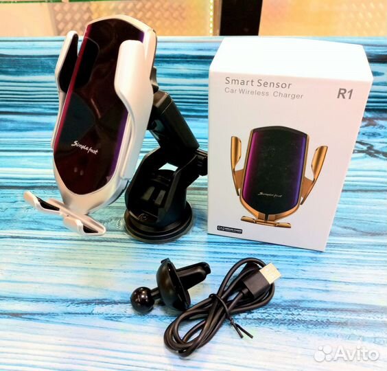 Держатель автомобильный с беспроводной зарядкой