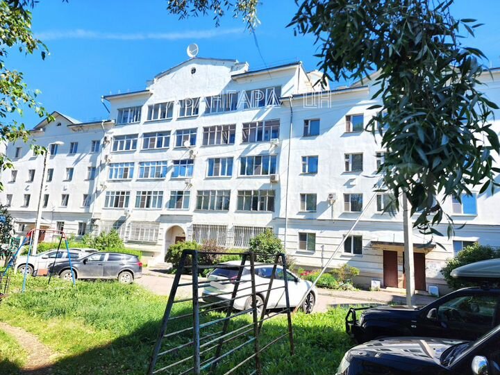 3-к. квартира, 96 м², 3/4 эт.