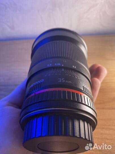Объектив samyang 35mm 1.4F Canon EF