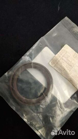 Сальник коленвала mazda передний