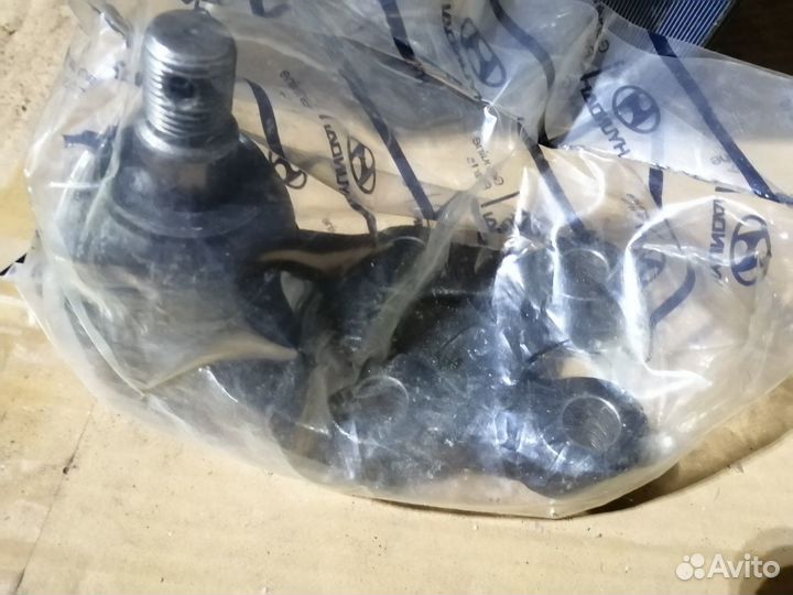 Шаровая опора нижняя Старекс до 2006 года Оригинал