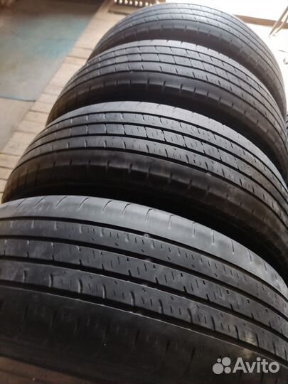 Kumho Sense KR26 225/65 R17