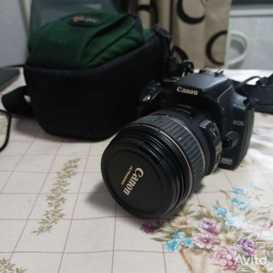 Зеркальный фотоаппарат Canon EOS 350D