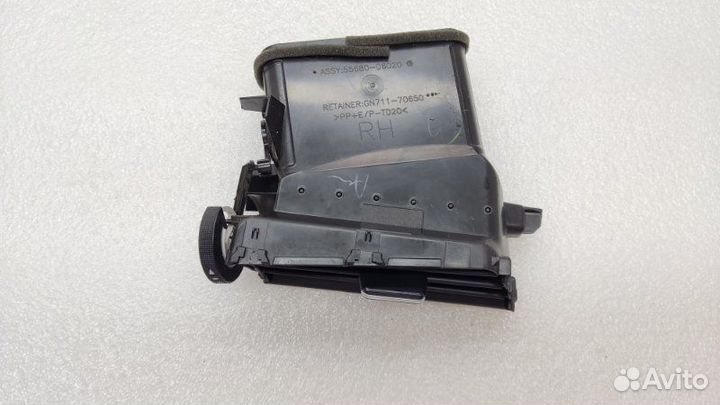 Дефлектор воздушный правый Toyota Camry XV70