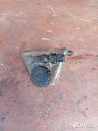 Бочок тормозной на мерседес 124