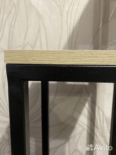 Полка для цветов напольная металлическая