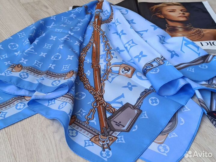 Платок Шелковый LV голубой 3 цвета