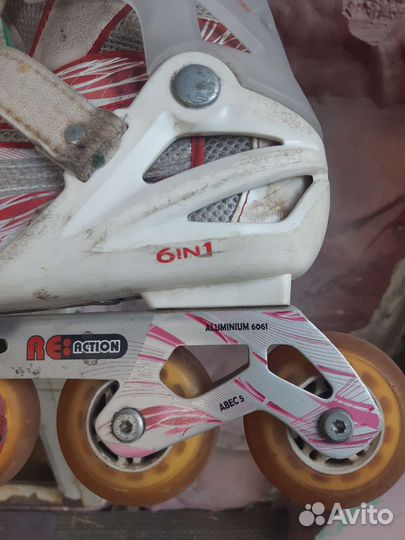 Роликовые коньки