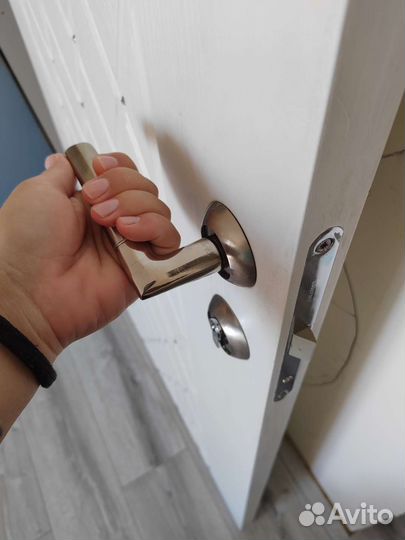 Дверь межкомнатная 800 х 2000 бу