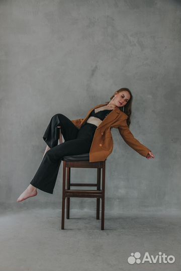 Фотограф в студии, свадебный фотограф, фотосессия