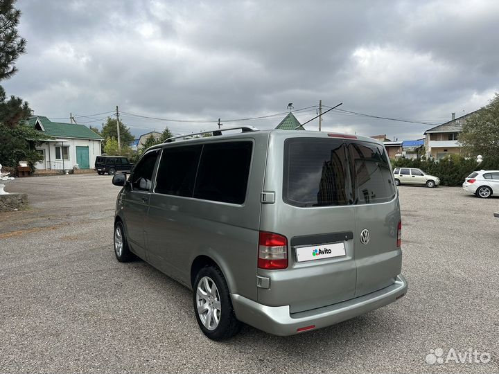 Volkswagen Transporter 2.0 МТ, 2011, 390 000 км