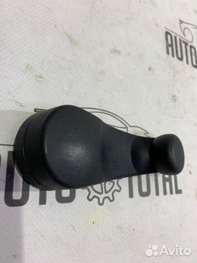 Ручка стеклоподъемника задняя Fiat Albea 350A1000