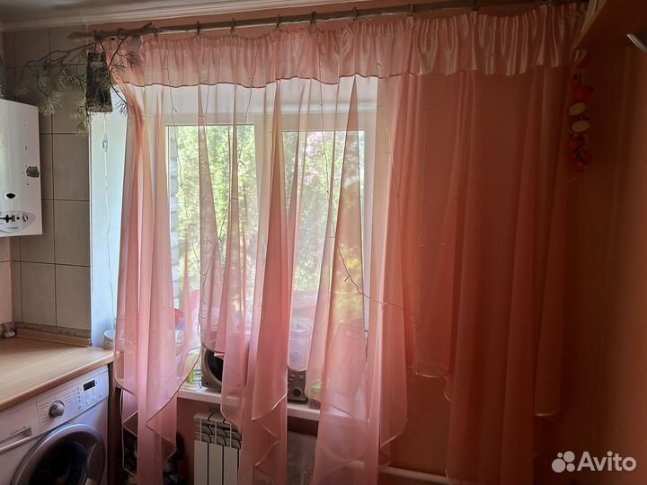 Угловой кухонный гарнитур (хрущ 5 кв м)