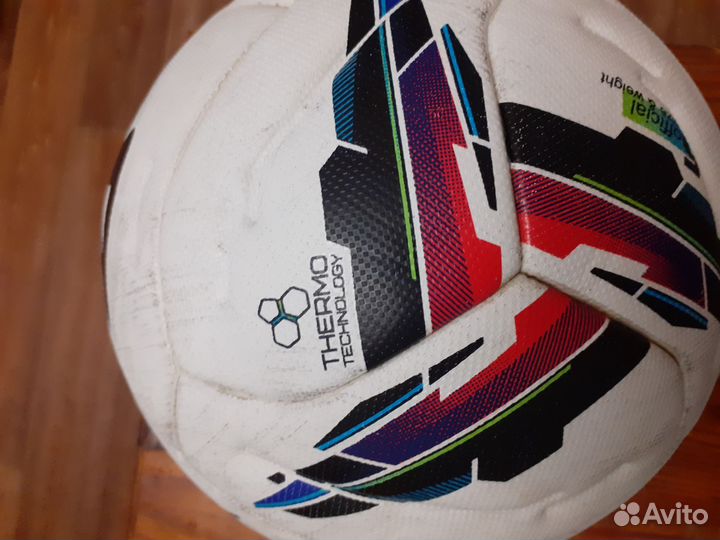 Футбольный мяч demix