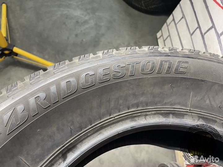 Bridgestone Ice Partner 215/65 R16