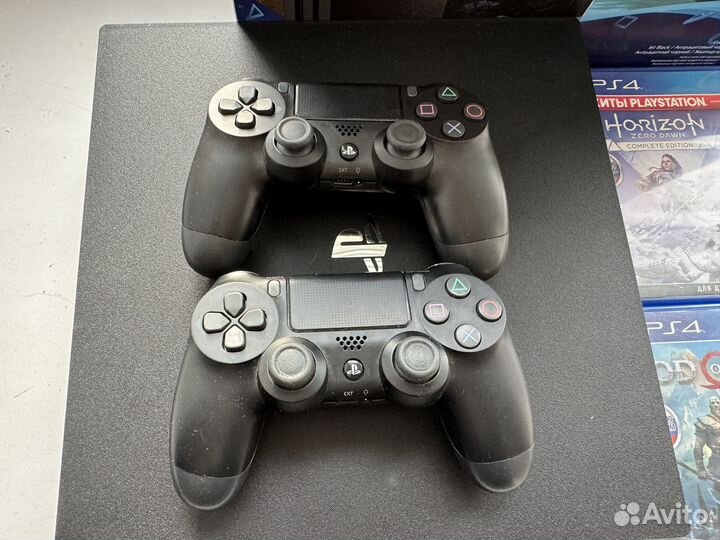 Sony PS4 PRO 1Tb с играми