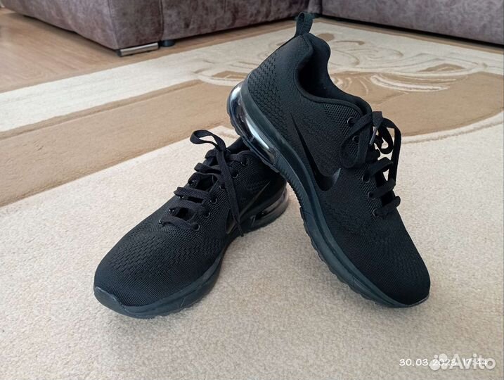 Кроссовки мужские 43 размера