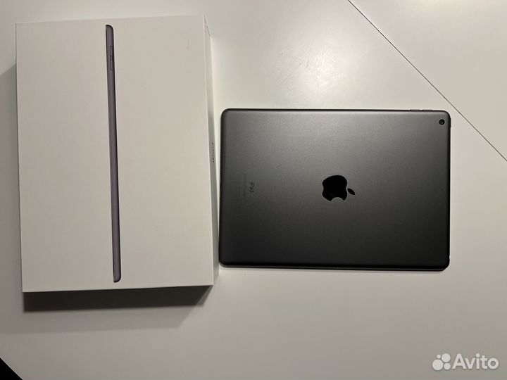 iPad 8 2020 wifi 32gb идеал