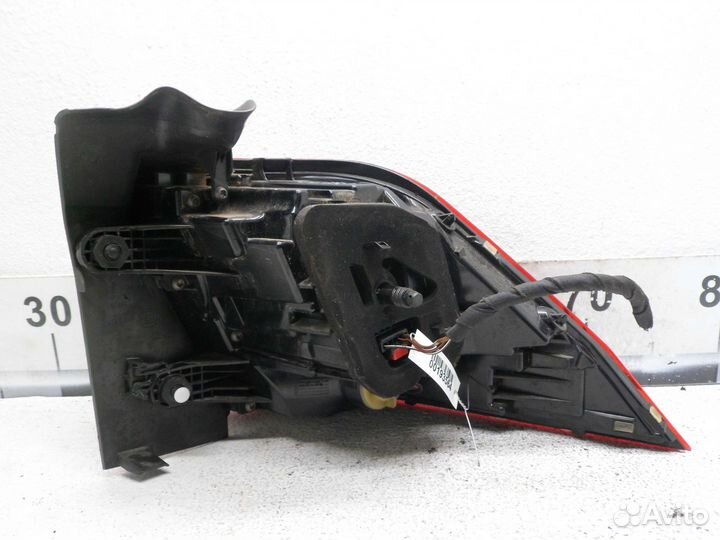 Фонарь задний наружный левый Volkswagen Tiguan