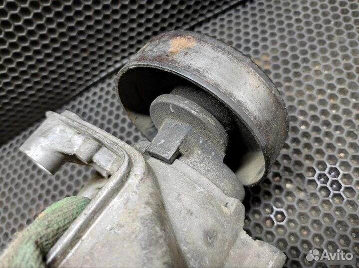 Натяжной ролик Toyota 2uzfe