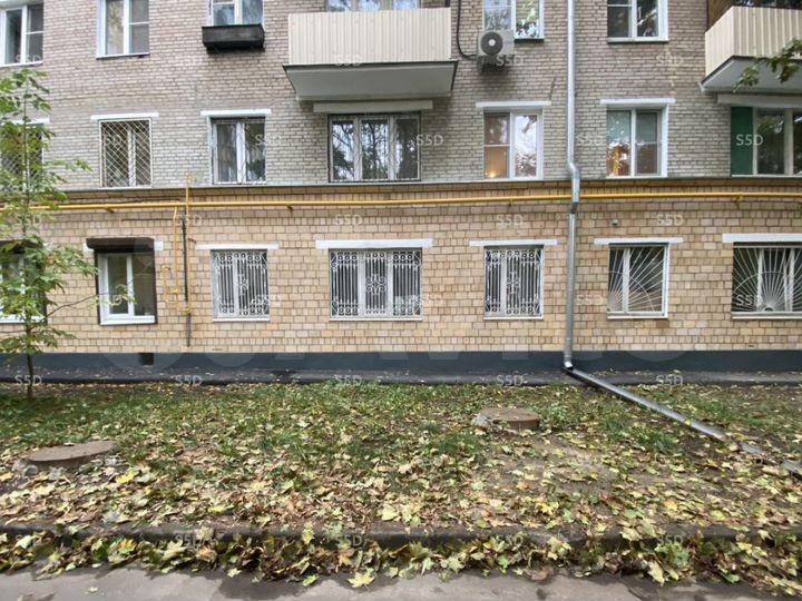 Продам торговое помещение, 215 м²