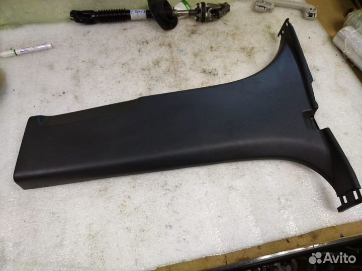 Накладка центральной стойки L200/5пок. рест