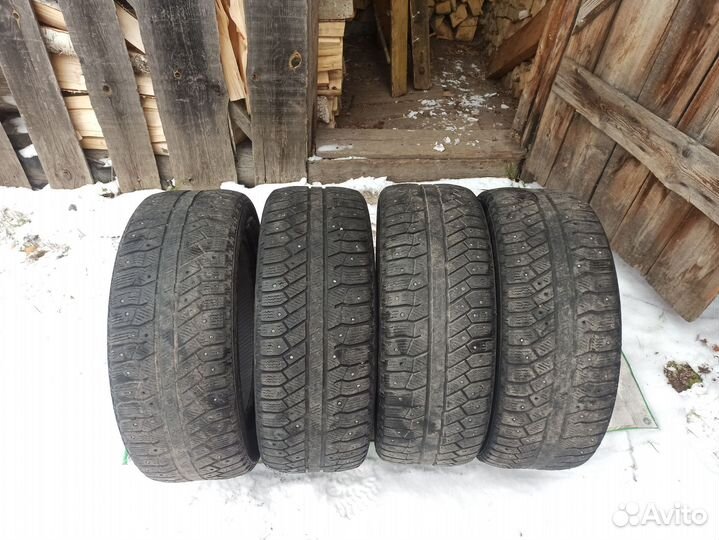 Зимняя резина 205/55 r16
