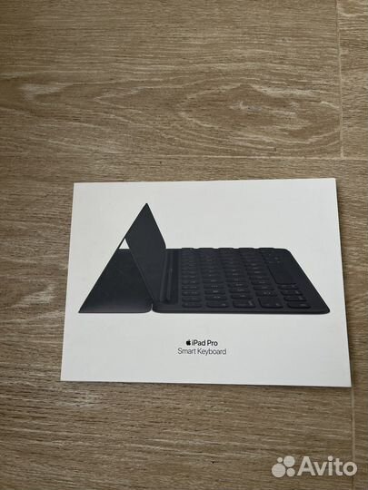 Apple smart keyboard 10.5 -inch