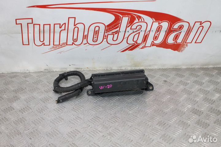Блок реле Toyota Prius 20 W20 NHW20