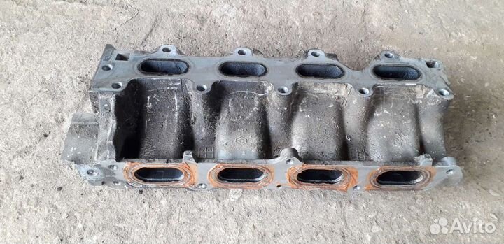 Впускной коллектор Renault Megane 2