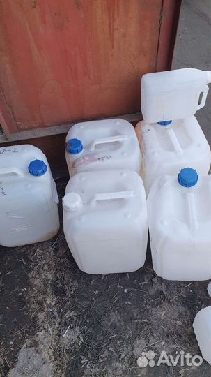 Канистра пластиковая 20 литров