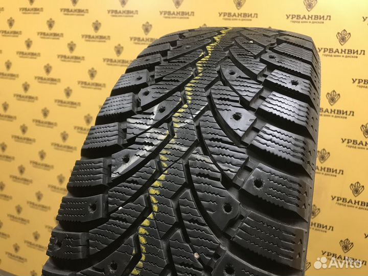 Formula Ice 215/60 R16 99T