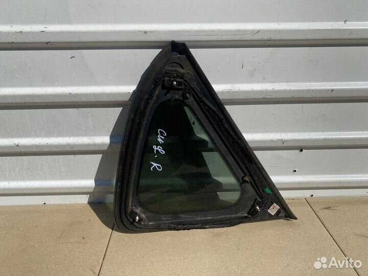 Стекло треугольник заднее правое Kia Ceed (ED)