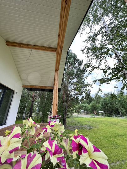 Дом 70 м² на участке 8,46 га