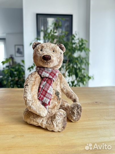 Плюшевый мишка
