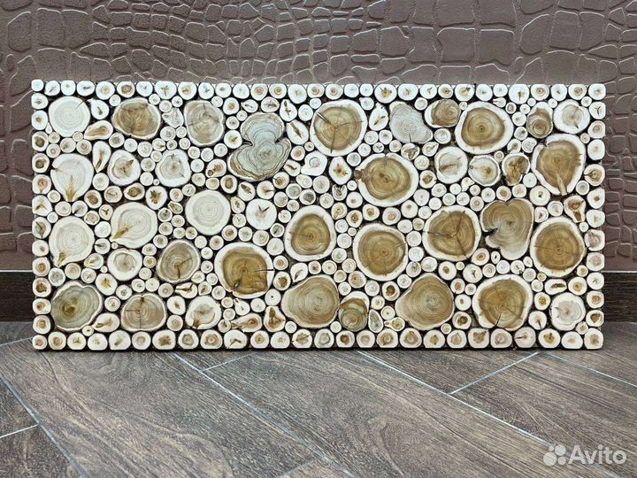 Панно из можжевельника