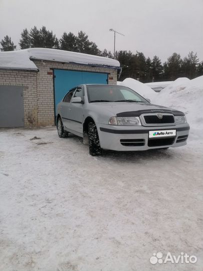 Skoda Octavia 1.6 МТ, 2008, 165 000 км