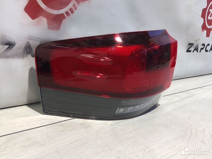 Toyota Land Cruiser 300 Фонарь левый