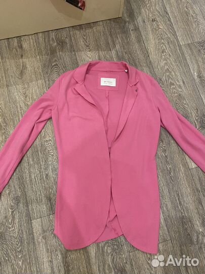 Пакет вещей на девушку 42