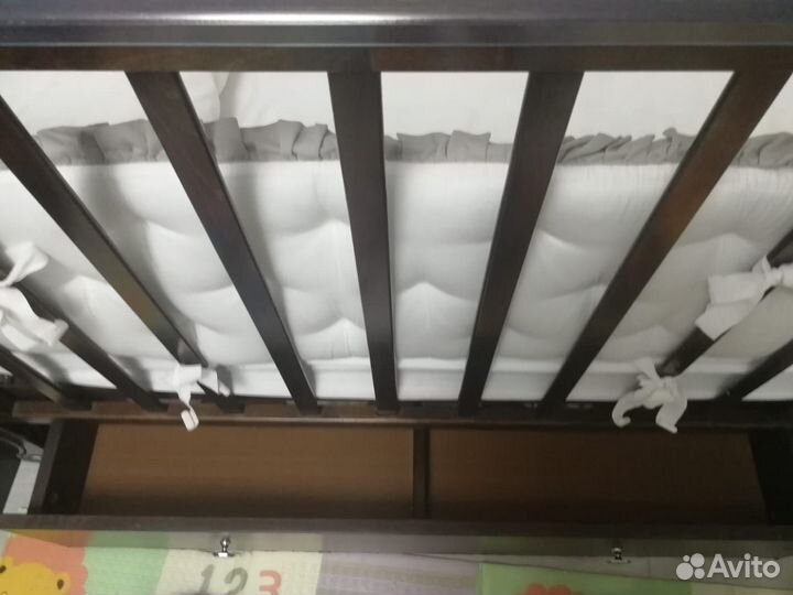 Кровать детское из дерева полный комплект