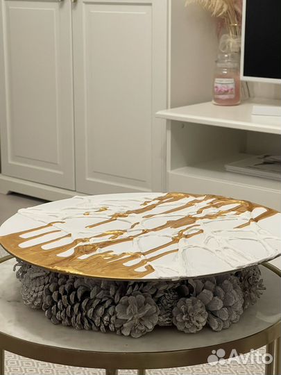 Картина круглая с золотом