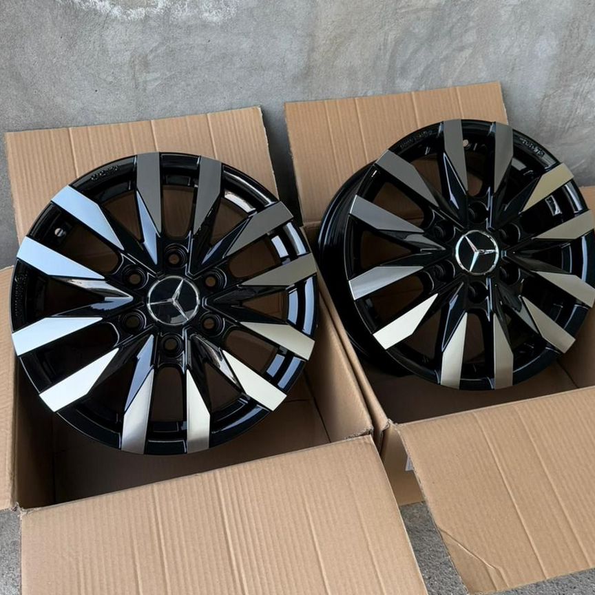 Литые диски Powcan 7×R16 6×130
