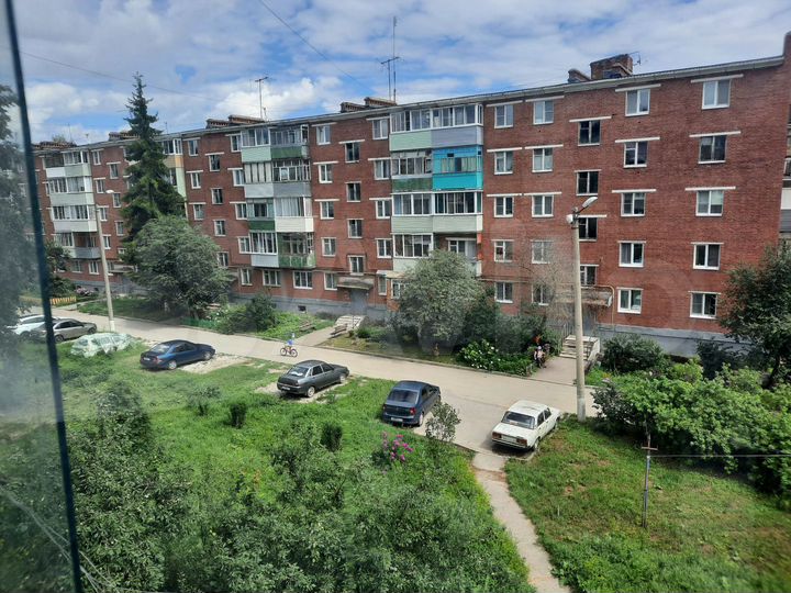 2-к. квартира, 42 м², 3/5 эт.