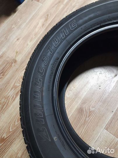 Bridgestone Dueler H/T 684II 275/60 R20 115H