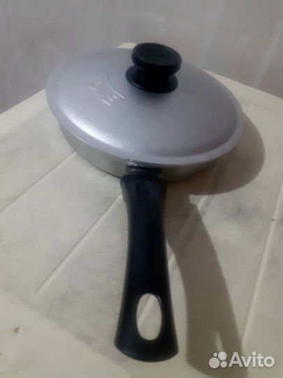 Сковорода с вафельным дном 20 см