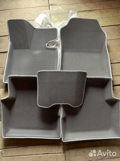 Коврики eva 3d с бортами для Toyota RAV4 XA50