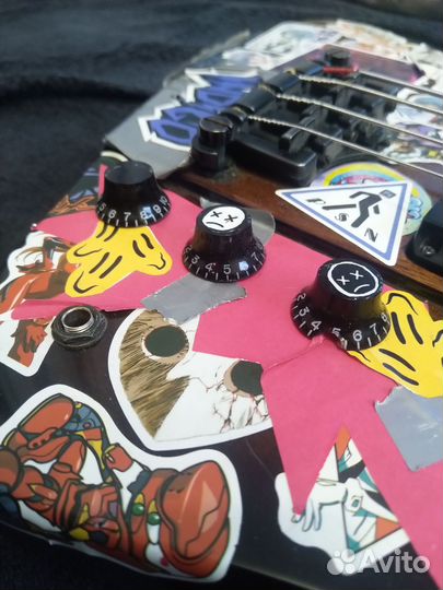 Бас гитара thunderbird