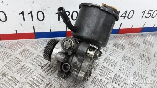 Насос гу дизельный mazda 626 GF (68Y30BT01)