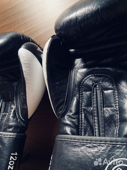 Боксерские перчатки 12 oz кожа