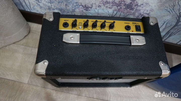 Электрогитара Jay Turser комбоусилитель Belcat